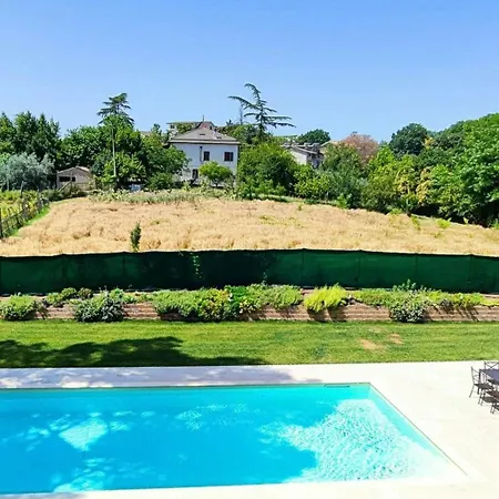 Historic With Pool In The Heart Of Ortezzano