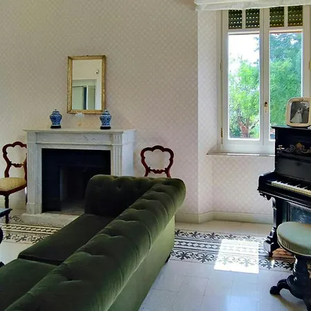 別荘 Historic With Pool In The Heart Of