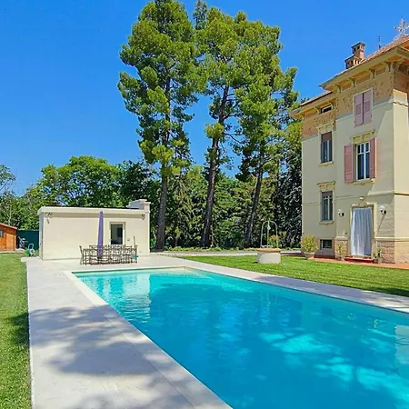 Historic With Pool In The Heart Of Ortezzano