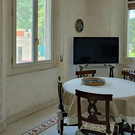 Historic With Pool In The Heart Of Ortezzano