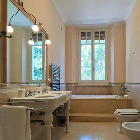 Historic With Pool In The Heart Of Ortezzano
